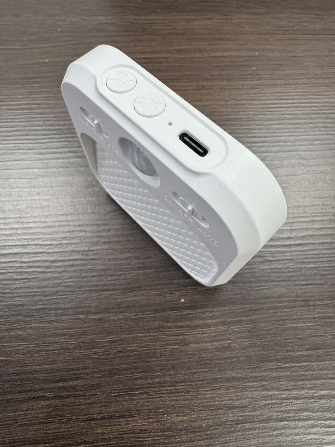 Wireless Motion Sensor LED Light – Lights Up Only When You Need It!