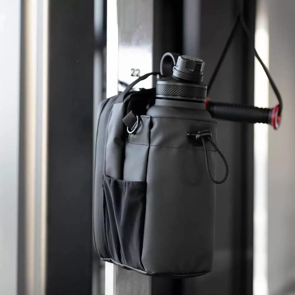 Magnet Fitness Water Bottle Pouch & Phone Holder